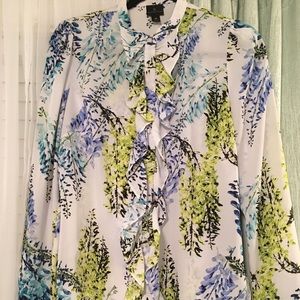 Blouse flower print
